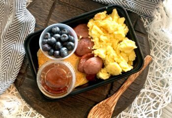 Scramble eggs, Chicken and Green Beans